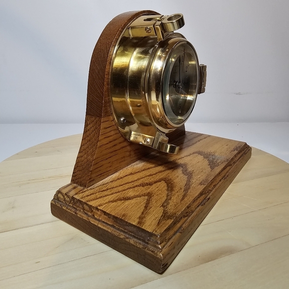 Vintage Bell Clock Company Brass Ship Porthole Quartz Mantel Clock W/Wooden Base - Picture 2 of 12